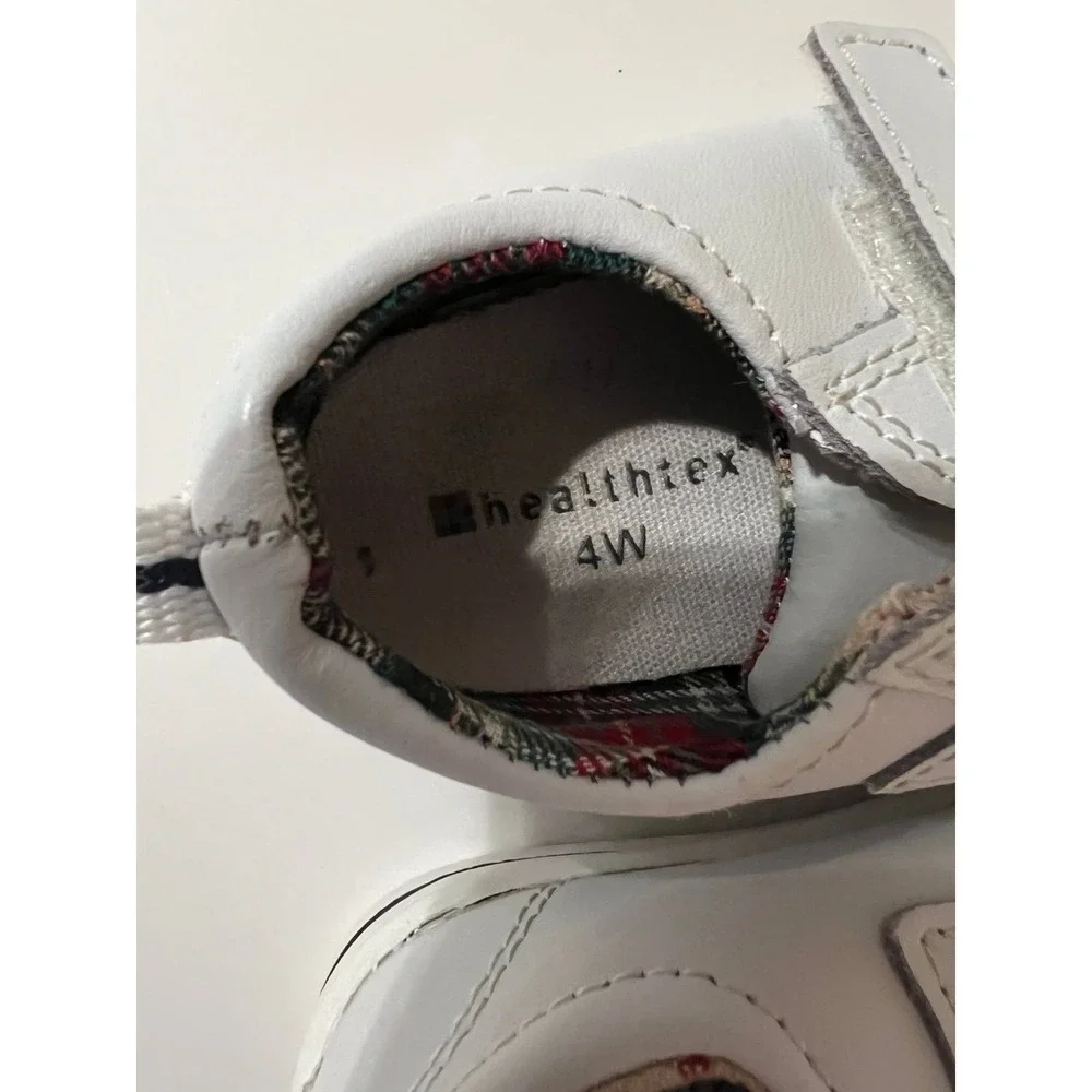 Little boys size 4W shoes (s-136)